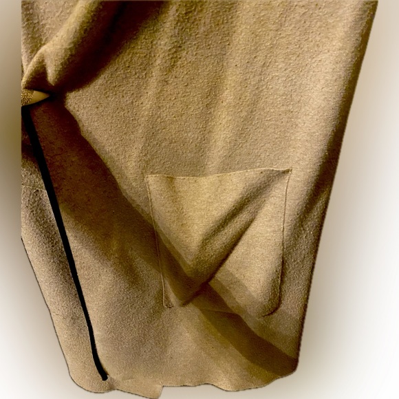 ZARA- tan cardigan blk trim - Picture 5 of 6